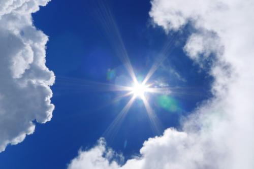 氙燈老化模擬陽光照射效果測(cè)試